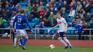 Madla - Viking. Jonas Pereira kom inn for Oestigaard på venstreback.