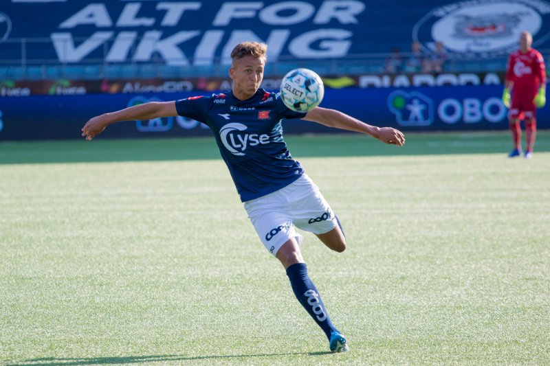 Adrian Nilsen Pereira og resten av spillerne skal dryle til mot Odd. Foto: Sander Selsvik Jacobsen