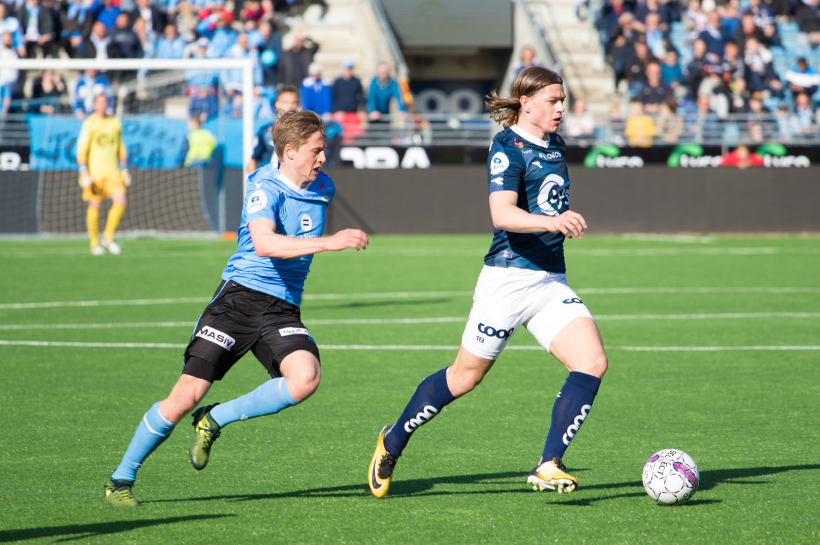 Viking - Sandnes Ulf, Herman Kleppa og Julian Ryerson. Foto: Sander Selsvik Jacobsen