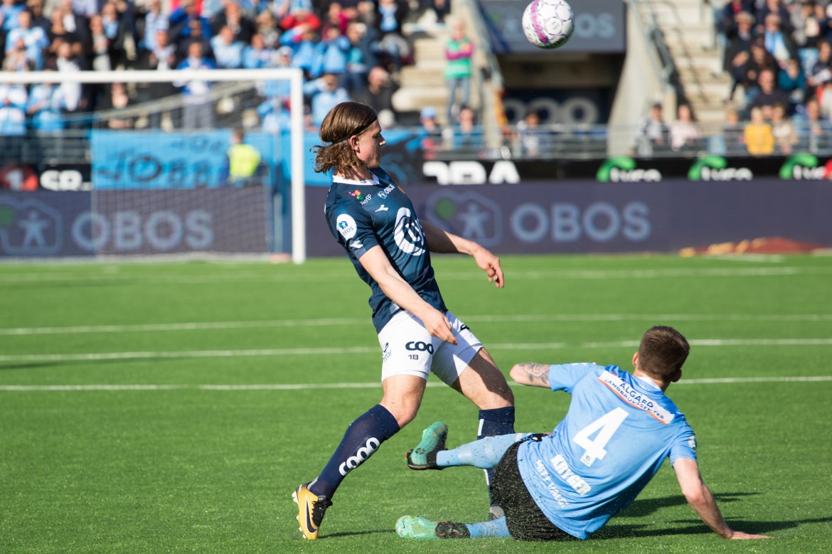 Viking - Sandnes Ulf, Julian Ryerson. Foto: Sander Selsvik Jacobsen