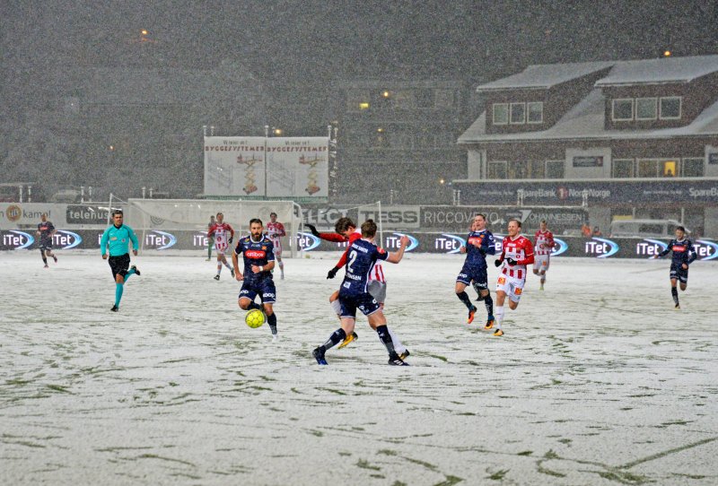 Slik så det ut sist Viking var på Alfheim stadion. Foto: Rune Stoltz Bertinussen / NTB scanpix