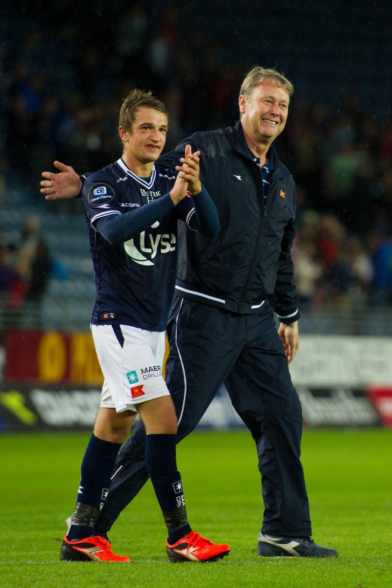 Det var Åge Hareide som i sin tid ga Veton Berisha, Yann-Erik de Lanlay og Arild Østbø sine debuter for Vikings A-lag. Foto: Kent Skibstad / Scanpix