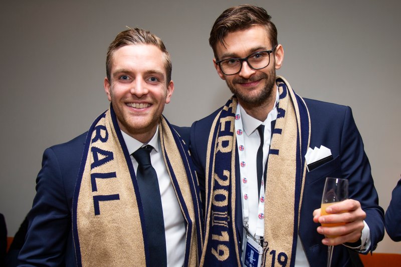 Johnny Furdal elsker banketter. Forhåpentligvis får han oppleve flere sammen med Viking. Her avbildet med Kristoffer Løkberg etter cupfinalen i desember Foto: Teigen, Trond Reidar / NTB scanpix