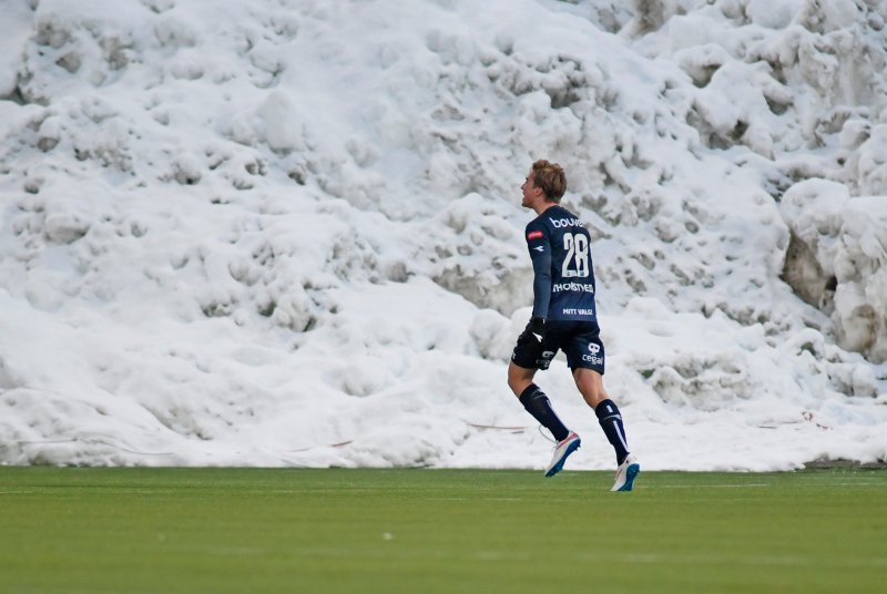 Sommerfugl i vinterland. Kristian Thorstvedt jubler for scoring. Foto: Rune Stoltz Bertinussen / NTB scanpix