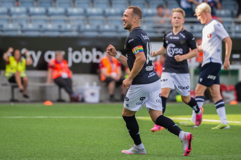 Veton Berisha scoret sitt sjette og syvende mål for sesongen onsdag kveld. Foto: Carina Johansen / NTB