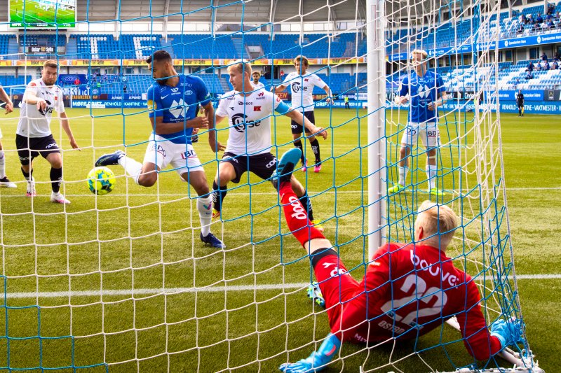 Det ble et brutalt møte med Molde. Foto: Svein Ove Ekornesvåg / NTB scanpix