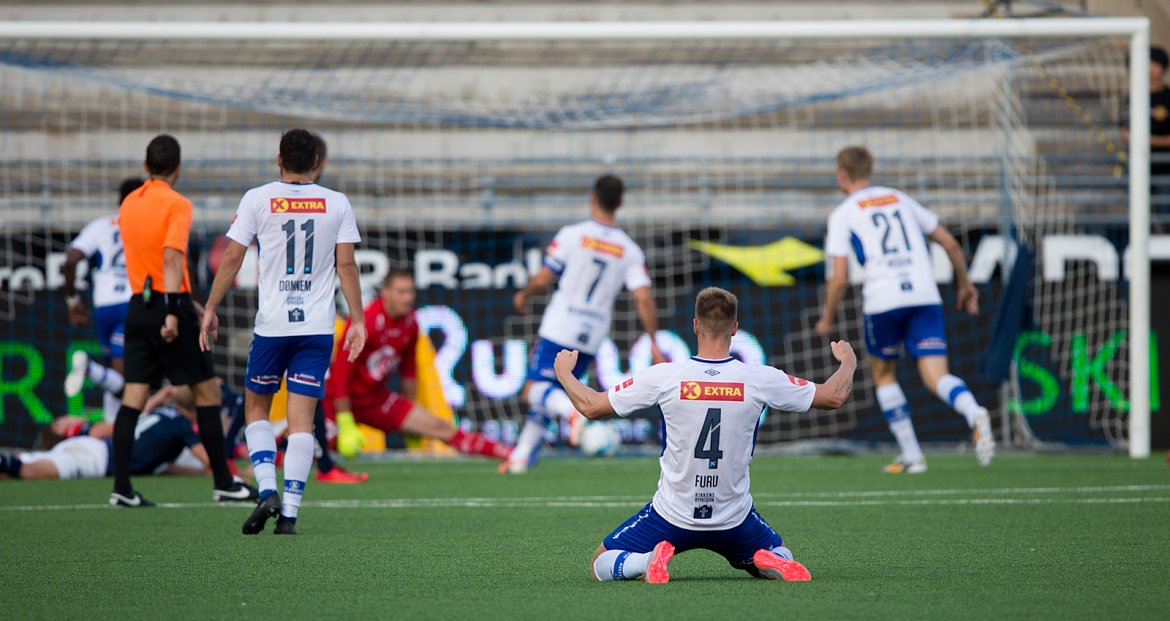 Viking - Ranheim. Ranheim utlikner til 2-2. Foto: Tore Fjermestad