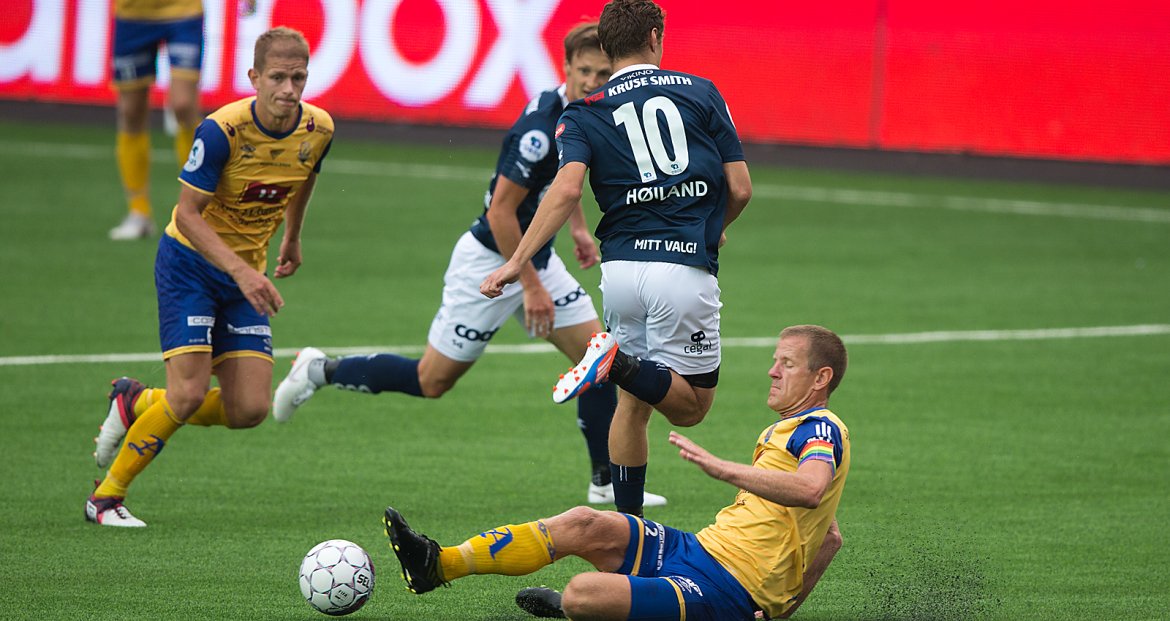 Viking - Jerv. Høiland og Danielsen mot Jerv-forsvaret. Foto: Tore Fjermestad