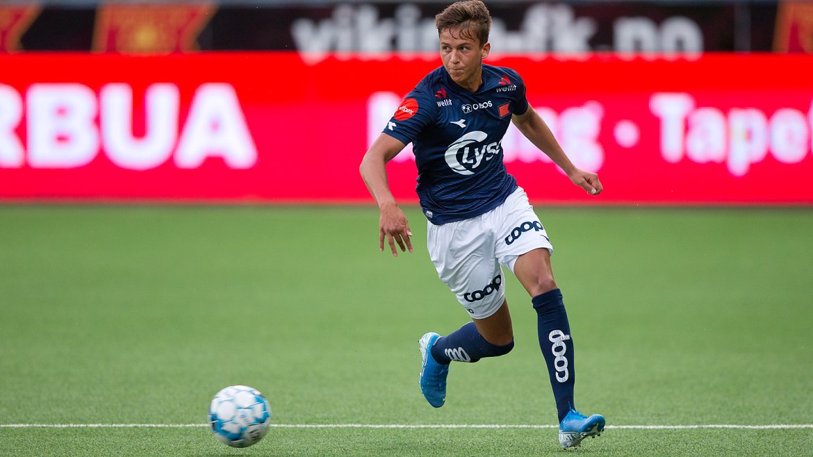 Viking - Strømsgodset. Adrian Pereira. Foto: Tore Fjermestad