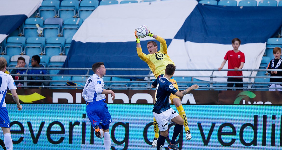 Viking - Notodden. Iven Austbø snapper.