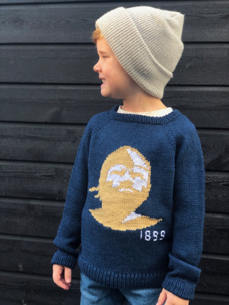 Sjekk denne fete Viking-genseren! Det er fortsatt litt tid igjen til å bli med i konkurransen, så hiv deg rundt og send inn ditt design nå.