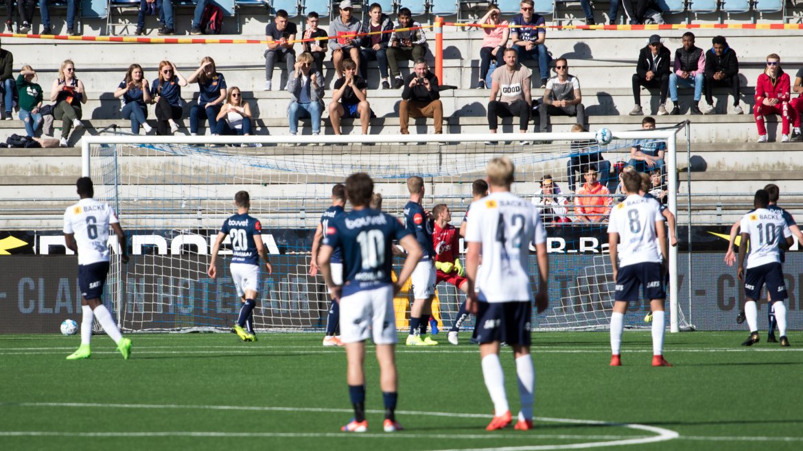 Viking - Stabæk, Stabæk er svært nære ved å gå i ledelsen. Foto: Sander Selsvik Jacobsen