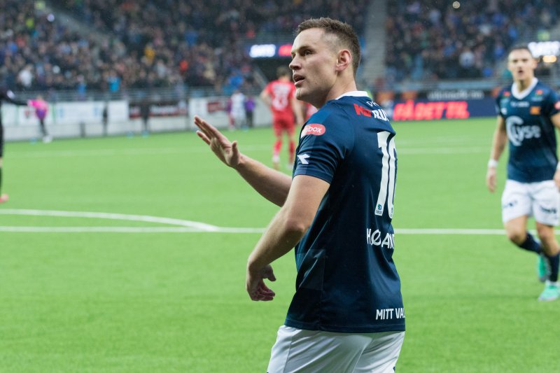 Tommy Høiland skjøt Viking til Eliteserien med sin 2-1-scoring mot Kongsvinger. Endelig kunne folk puste lettet ut. Foto: Sander Selsvik Jacobsen