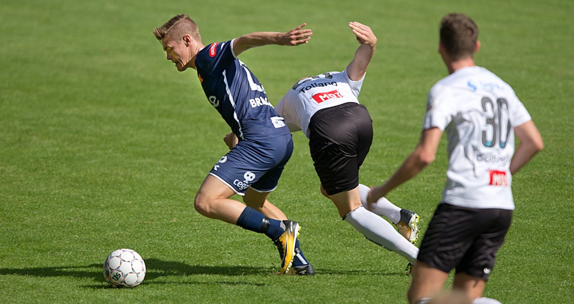 Viking - Sogndal. Mathias Bringaker. Foto: Tore Fjermestad
