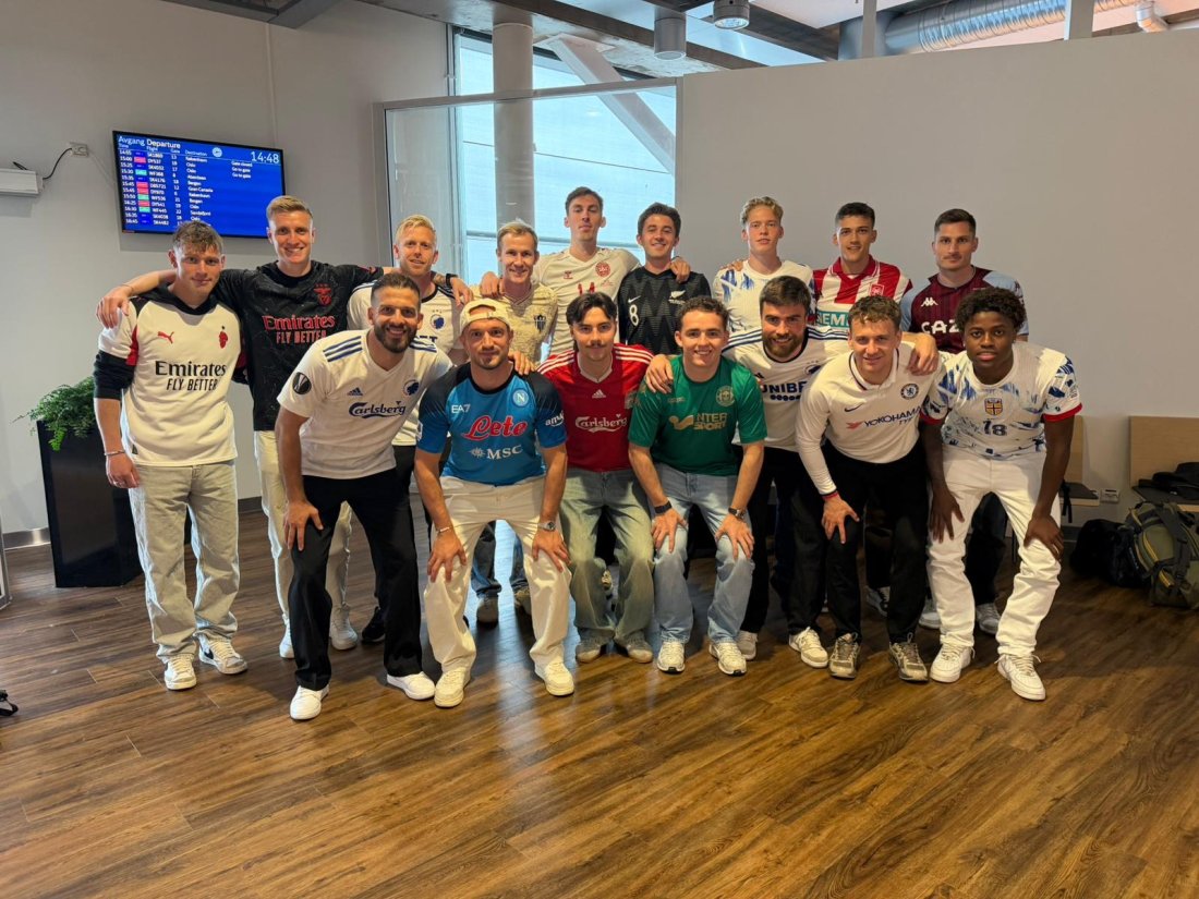 Viking herrer støtter fotballtrøyefredag