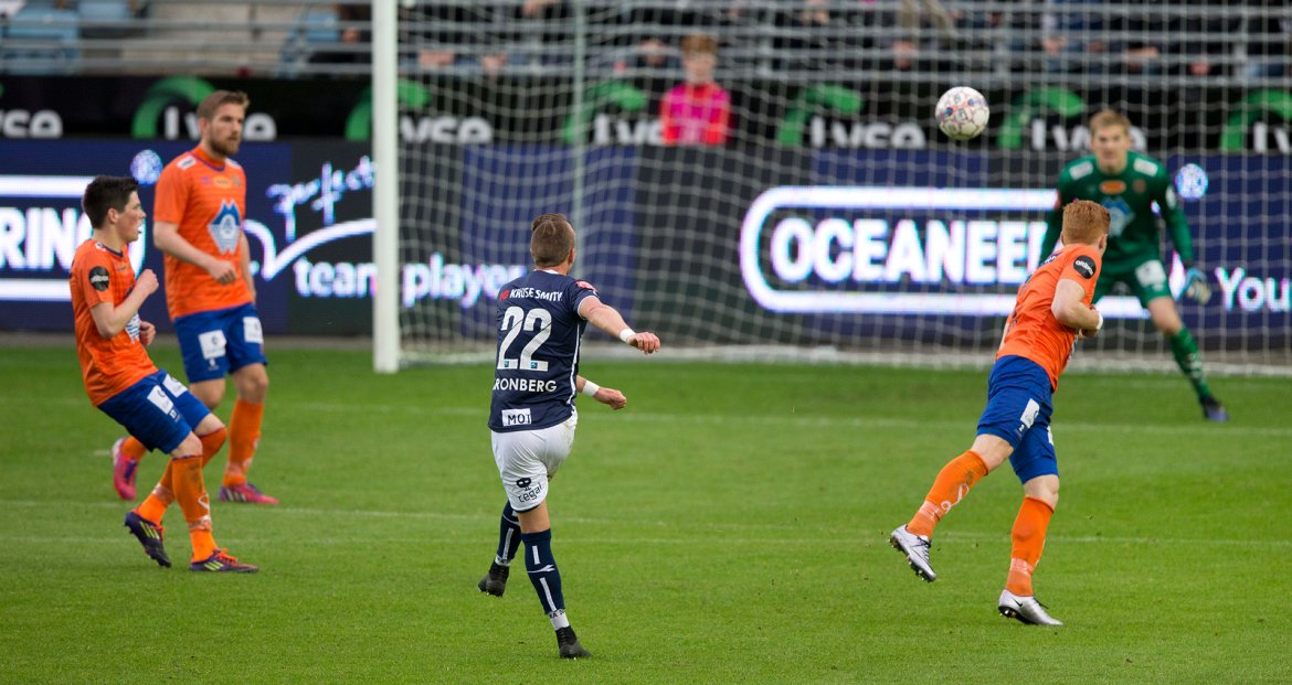 Viking - Aalesund. Claes Kronberg. Foto: Tore Fjermestad
