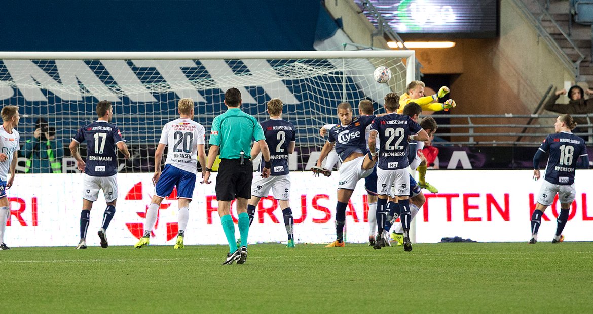 Viking - Vålerenga. 0-3... Foto: Tore Fjermestad