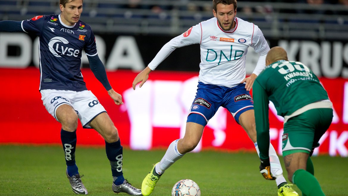 Viking - Vålerenga. Kristoffer Haugen fremme i angrepet. Foto: Tore Fjermestad